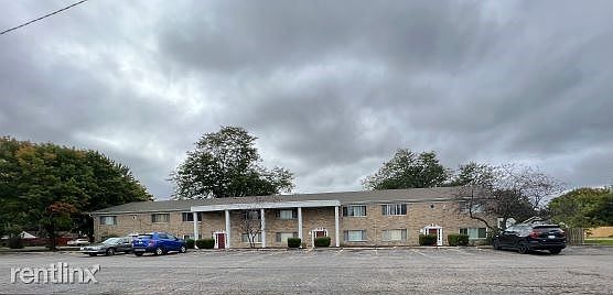 Carriage House Apartments