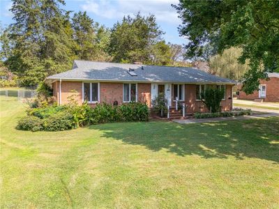 5610 Bledsoe Dr, Greensboro, NC, 27410