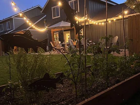 4th image of 421 S Ella Ave