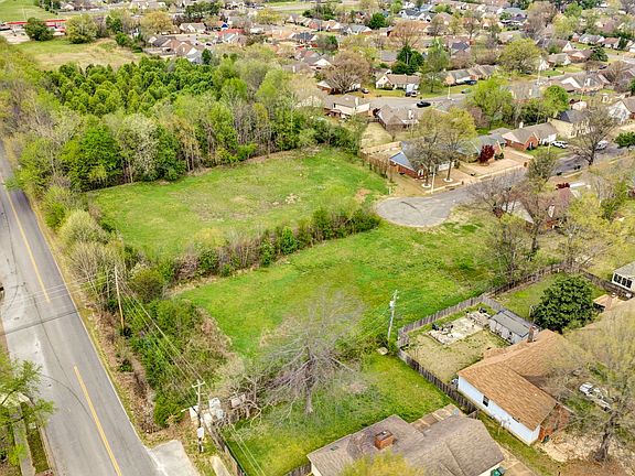 3rd image of 7592 Reese Rd