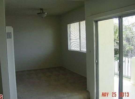 5th image of 835 Ashland Ave APT 5
