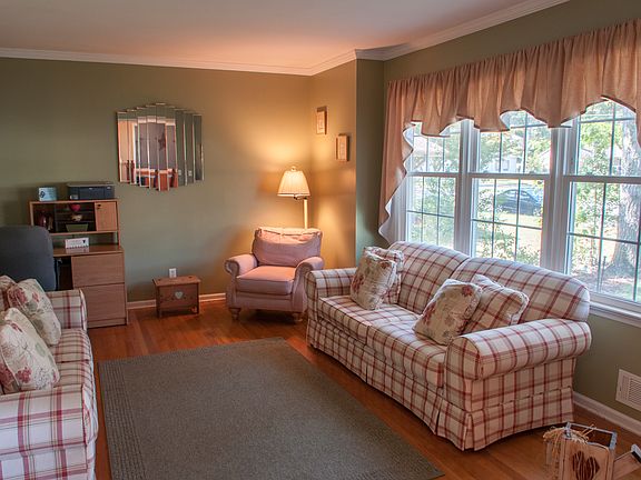 Main sunken living room