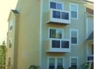 12946 Grays Pointe Rd #A, Fairfax, VA 22033