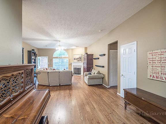 3rd image of 13819 Desert Canyon Dr