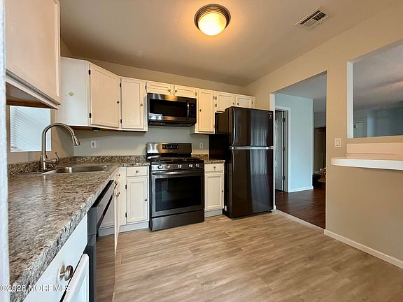 2nd image of 231 Atlantic St Unit 53