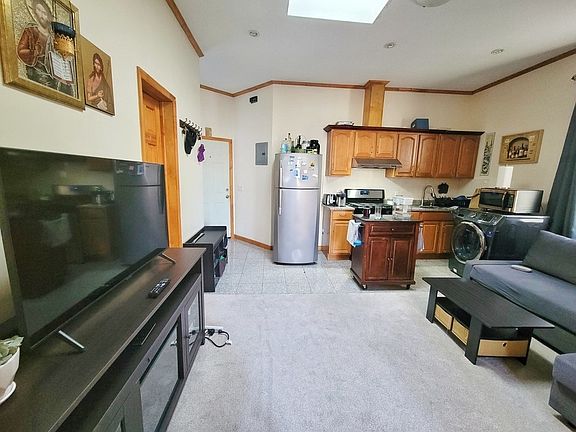 3rd image of 32-28 38th St #2R