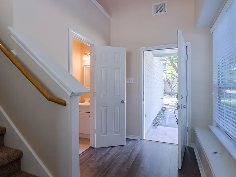6303 Veranda Green Trl — Photo 5