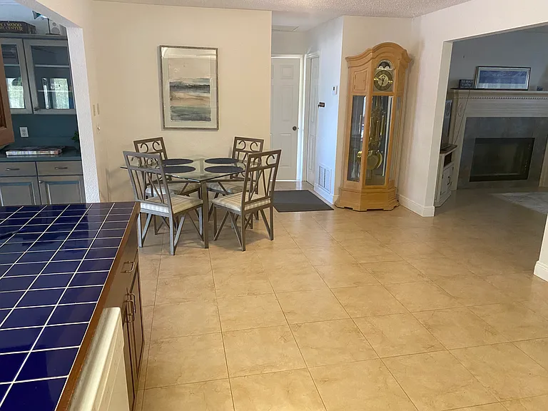 1500 Crest Dr — Photo 5