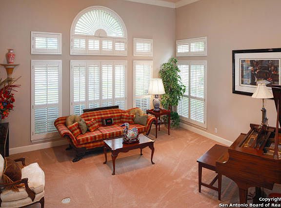 5th image of 2222 Fountain Way
