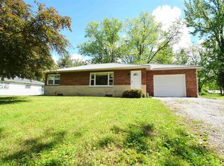 15841 E Fairfield Rd, Mount Vernon, IL 62864