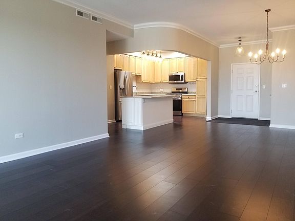 living room/dining room