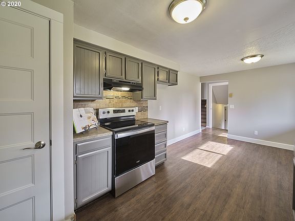 3rd image of 10405 NW 19th Ave