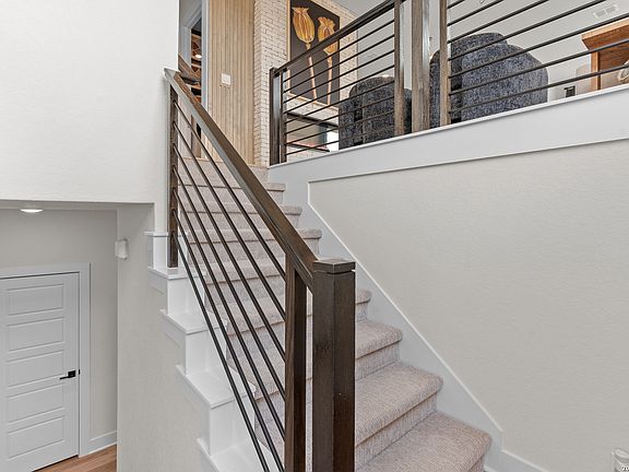 4th image of 20675 Huebner Road #604