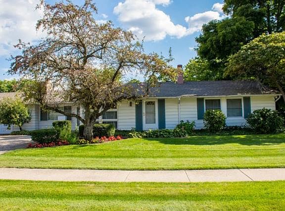 3rd image of 3404 E Corby Blvd