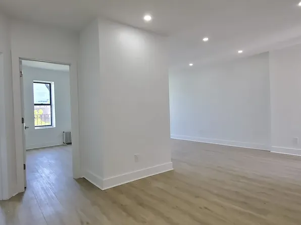 100 Convent Avenue image 4 of 17