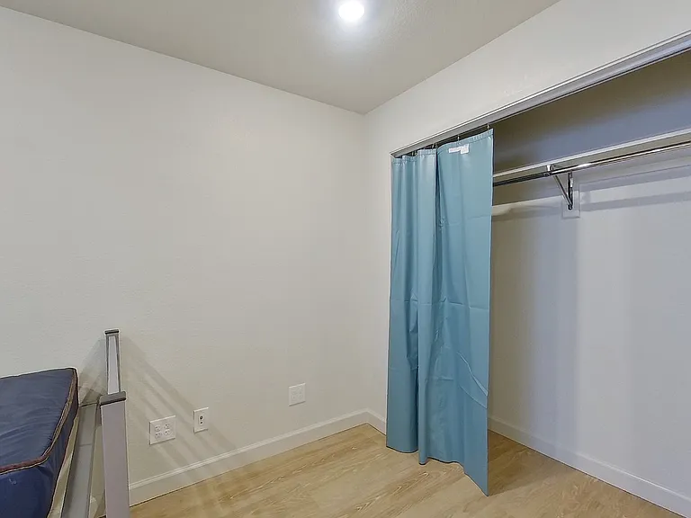 2437 Piedmont Ave — Photo 68