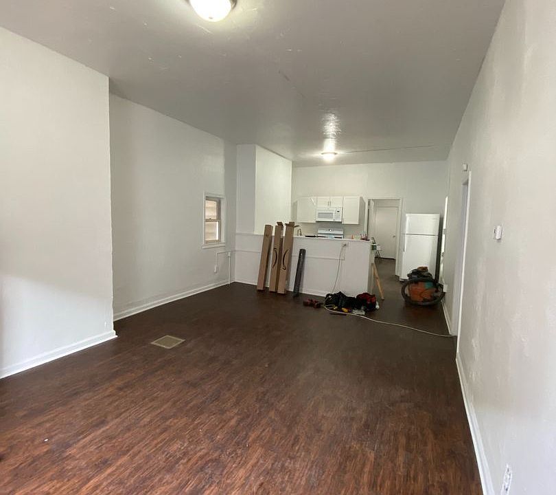 1st image of 91 Amanda Ave #9877112