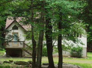 2521 Oak Cir, Lake Ariel, PA 18436