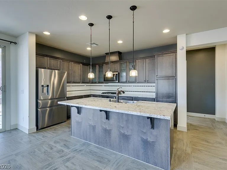 9009 Janice Glen Ave — Photo 14