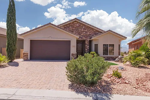 46 Whispering Wind Way Photo 1