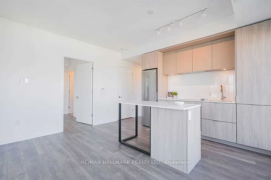 35 Tubman Ave #921
