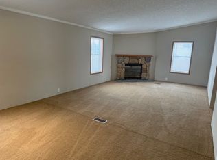 289 Partridge Dr, Grand Blanc, MI 48439