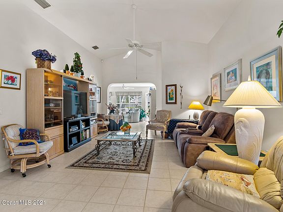 4th image of 1580 Lago Mar Dr