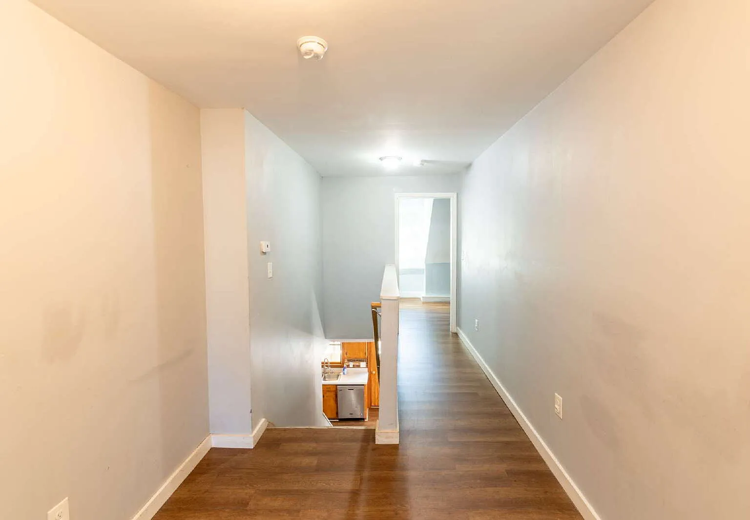 4 bed, 1.0 bath, $2,700 — Photo 1