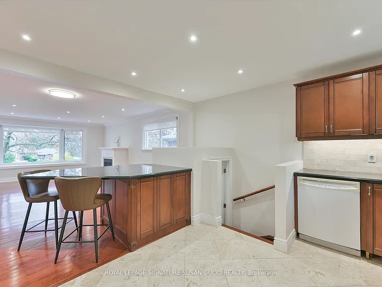30 Shaunavon Heights Cres — Photo 19