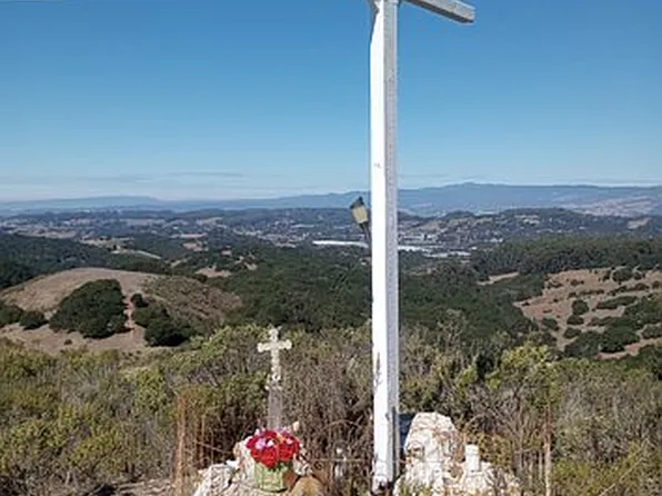 170 Dunbarton Rd, Aromas, CA 95004