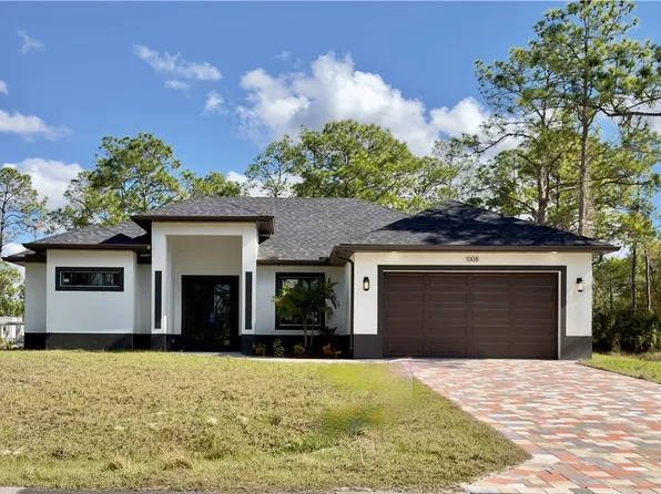 1008 Williams Ave, Lehigh Acres, FL 33972