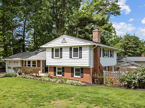 4th image of 6800 Seton Ct