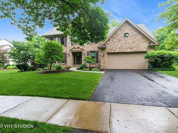 3rd image of 843 High Gate Crse