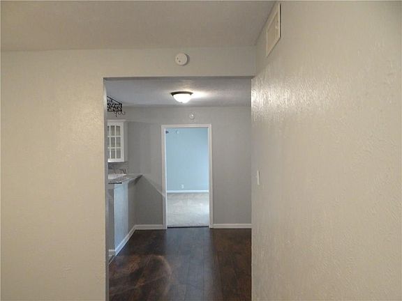 5th image of 2326 Norma Dr