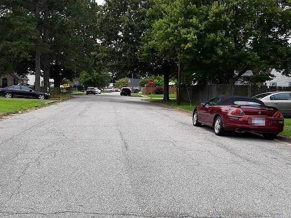 5th image of 1804 S Lakeland Dr