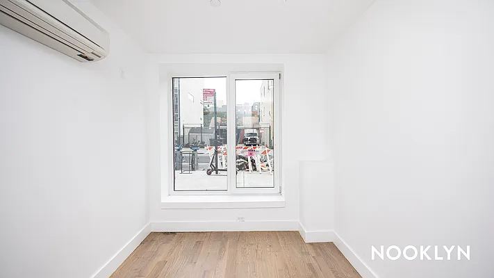 Rented by Nooklyn NYC LLC | media 40