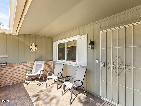 5th image of 10212 W ROYAL OAK Road