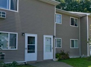 8 Fishkill Glen Dr #8F, Fishkill, NY 12524