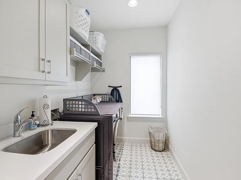 4435 Emerson Ave — Photo 30
