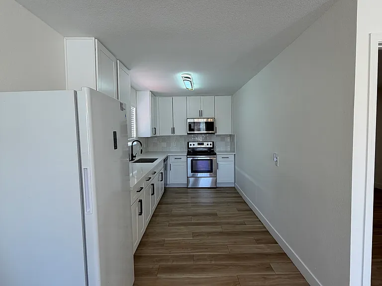 3420 W Warm Springs Rd — Photo 42