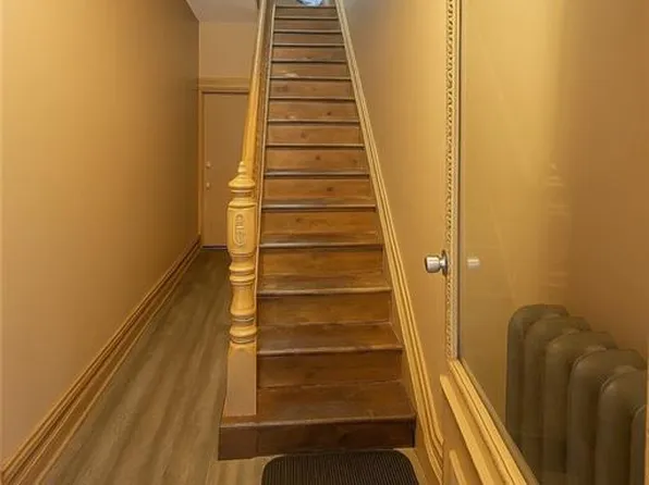 693 Georgia Avenue image 3 of 31