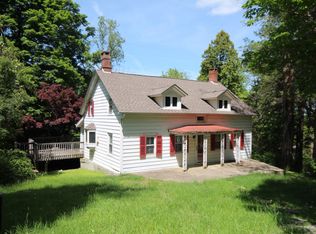 119 W Hook Rd, Hopewell Junction, NY 12533