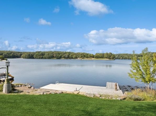 3770 Cottage Reserve Rd NE, Solon, IA 52333