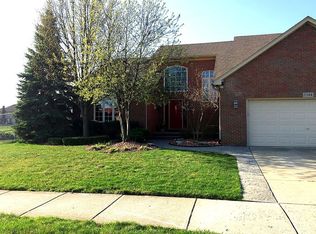 21506 Vesper Dr, Macomb, MI