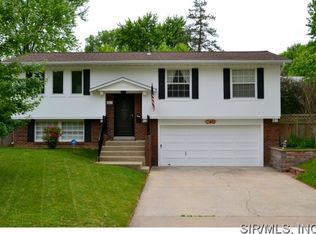 1411 Princeton Dr, O Fallon, IL 62269