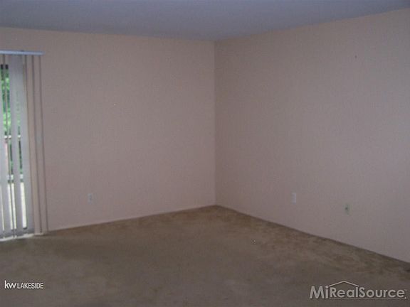 4th image of 3045 Carly Ct #1