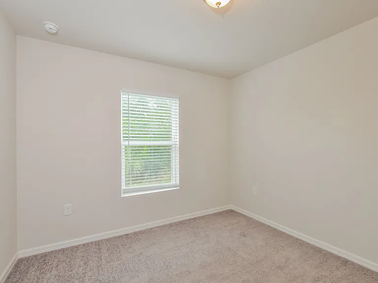 2 Rodger Pl — Photo 12