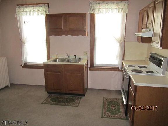 3rd image of 1226 Deveaux St