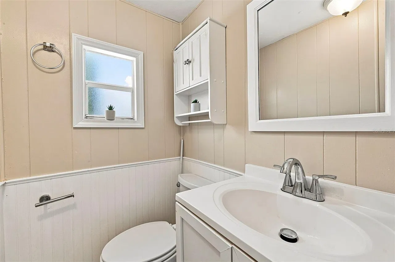 1 bed, 844 sqft, $1,195 — Photo 4