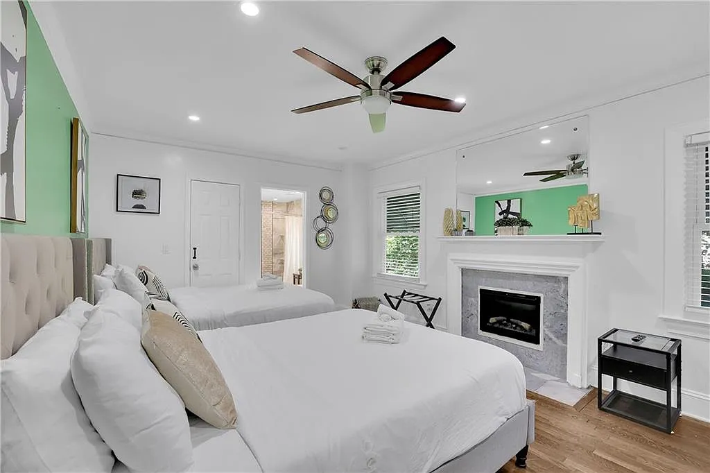 3 bed, 2.0 bath, 1285 sqft, $5,500 — Photo 4